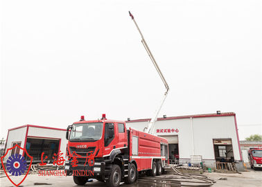 Enam Kursi 39 Ton 8x4 Truk Pemadam Kebakaran Menara Air Penyemprotan Tinggi Tinggi Kerja 25m